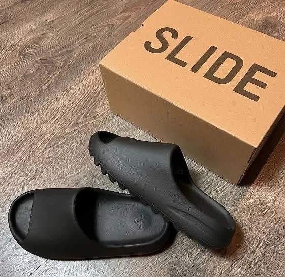 Adidas Yeezy Slide Onyx Black