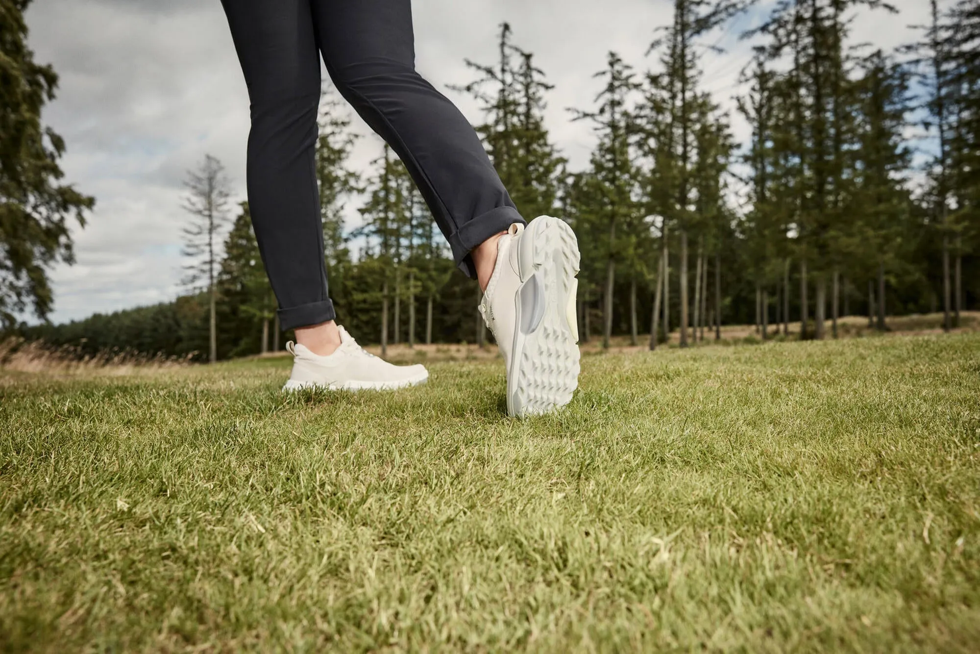 Ecco Womens Golf Biom H4 GORE-TEX Laced Shoe - WHITE/SILVER GREY