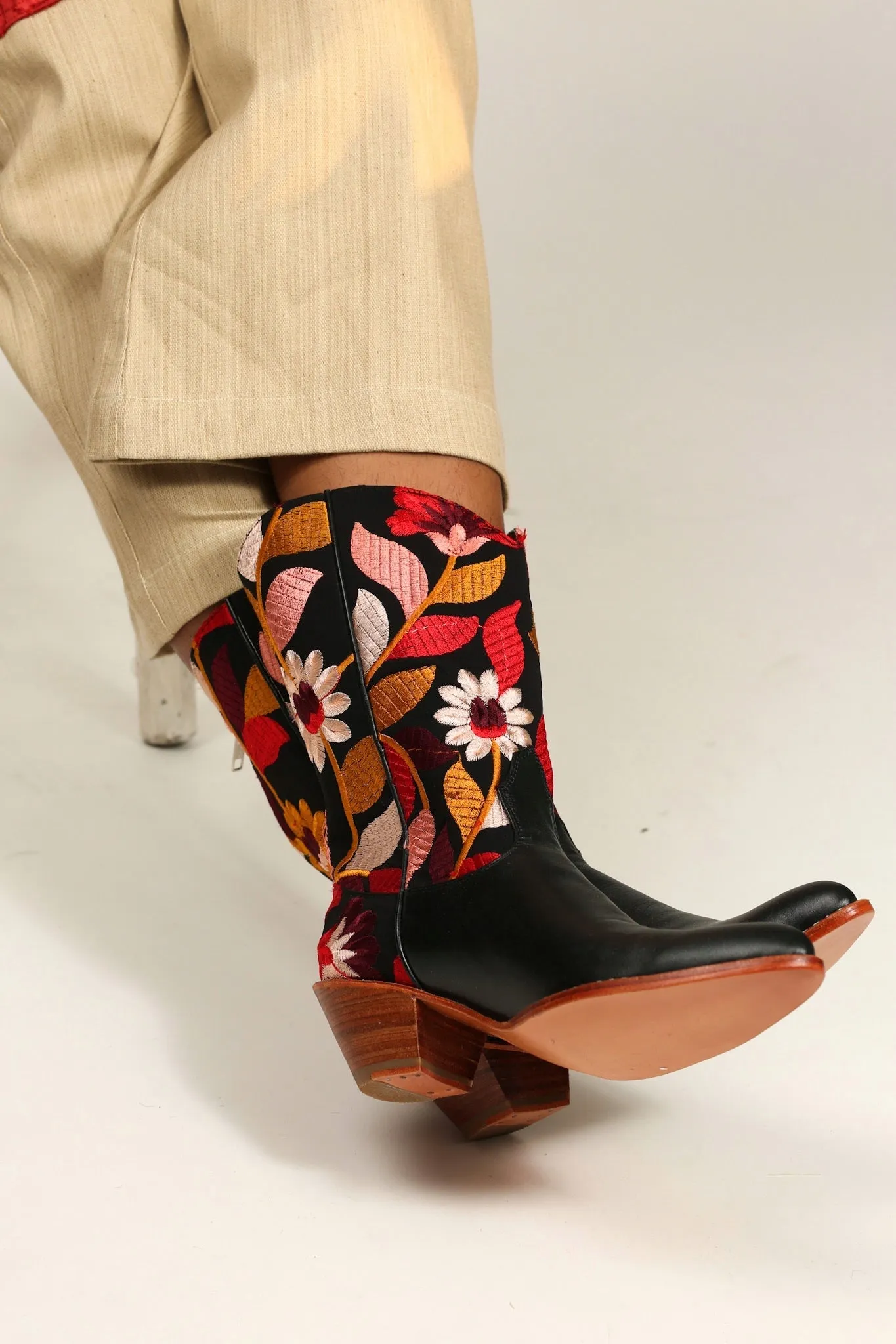 EMBROIDERED FLOWER WESTERN BOOTS X ANTHROPOLOGIE