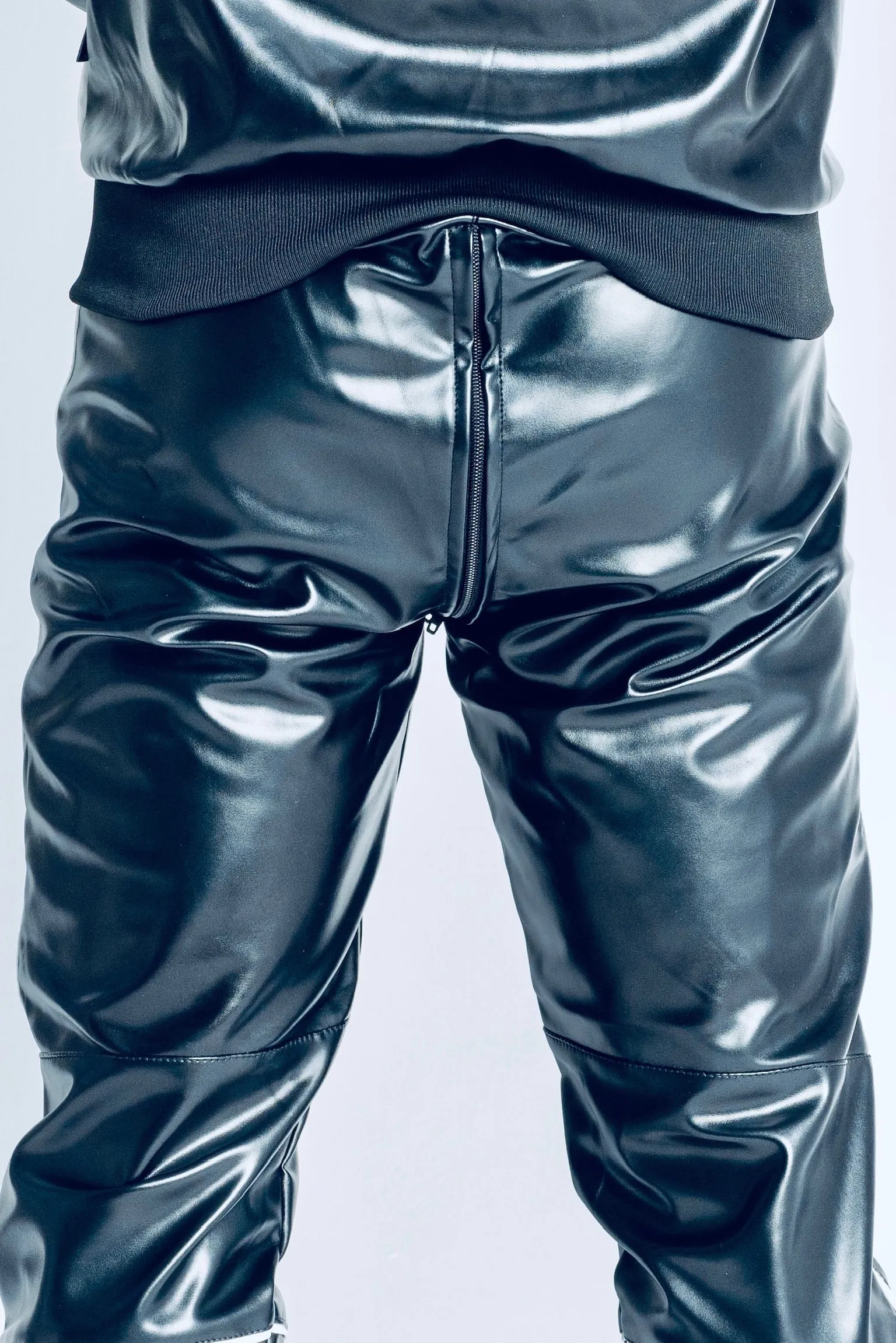 superhero pants I black/white I vegan leather